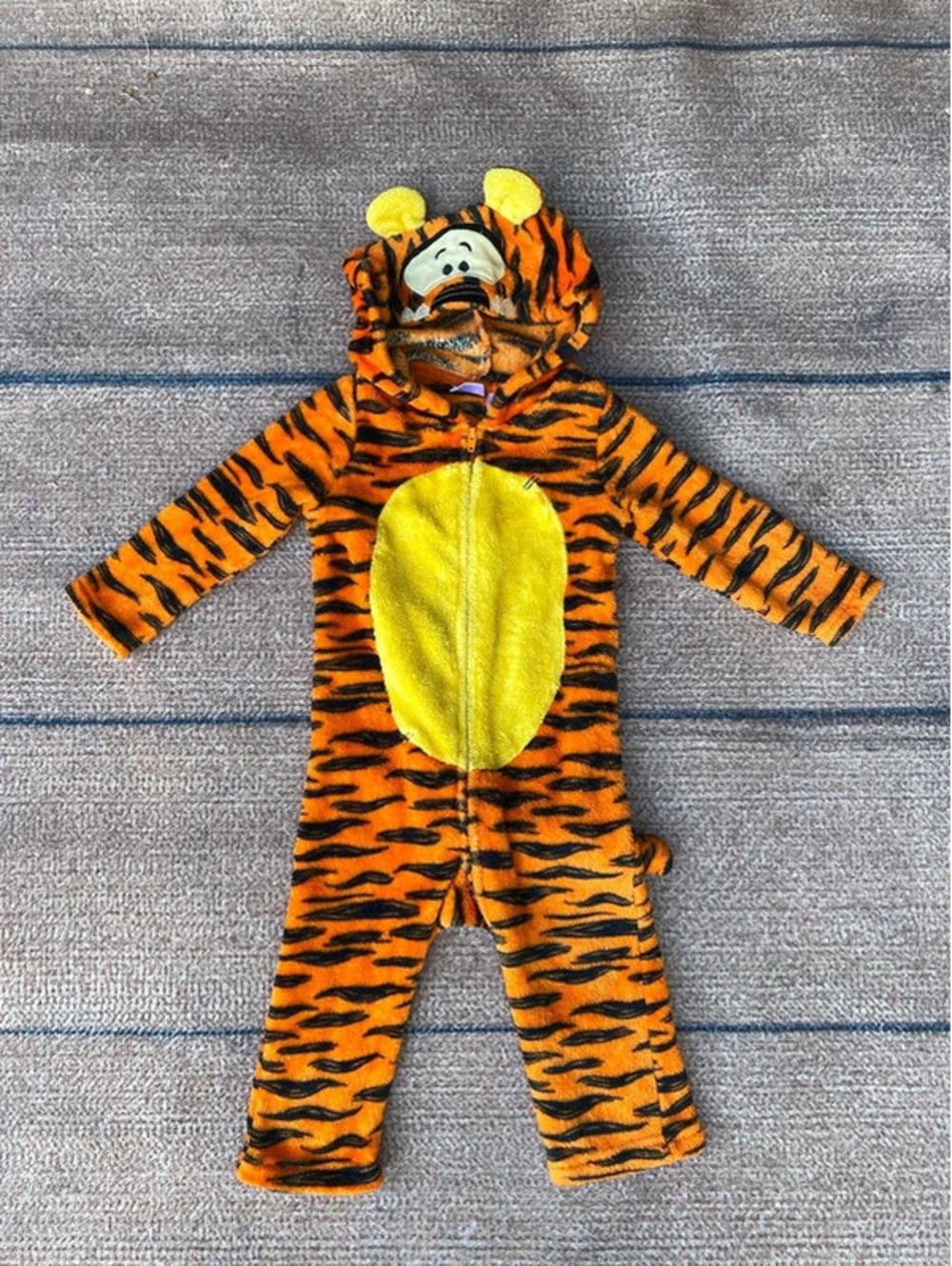 Tigger pajama Halloween costume Disney store 18 months